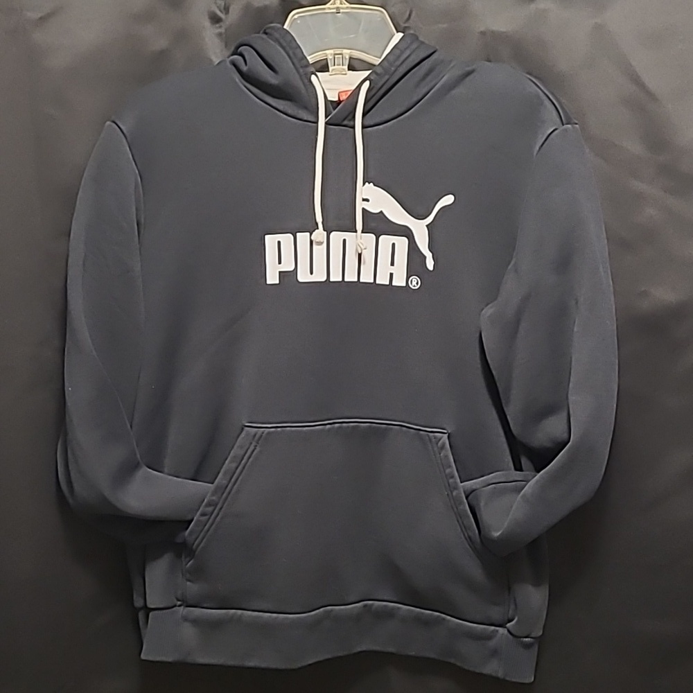 PUMA HOODIE SIZE MEDIUM